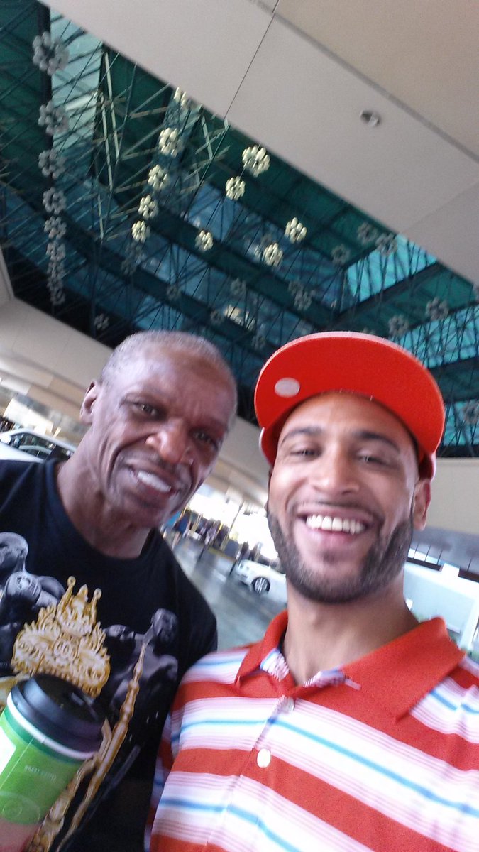 stoneawol's tweet photo. Memphis 😁😂🤣 https://t.co/SroT958o3a