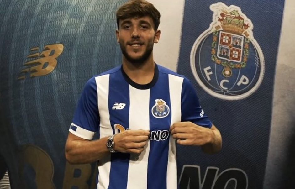 mas_que_pelotas's tweet photo. ¿Os parece bien la venta de Nico González?

❤️ SÍ
🔁 NO https://t.co/4UctHlCPS2