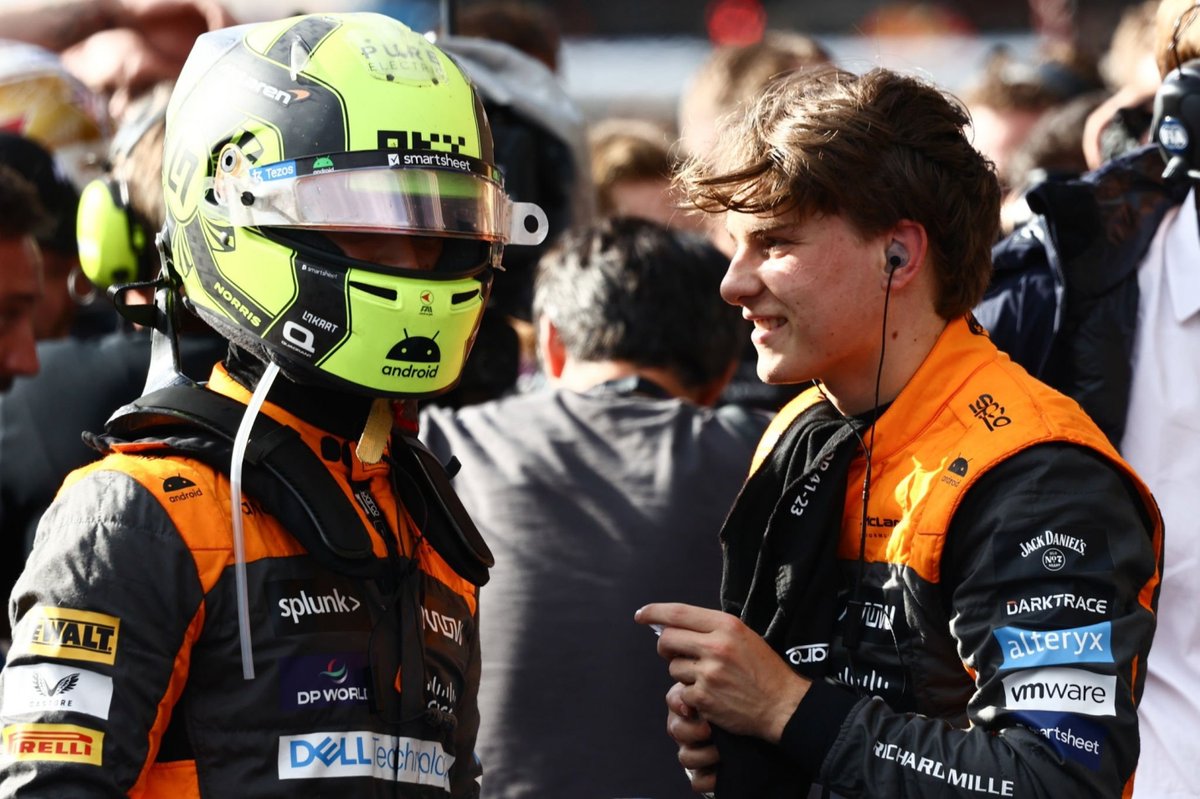 F1HQ_'s tweet photo. Lando Norris &amp; Oscar Piastri 

#F1 #BelgianGP https://t.co/dSkqpG2jRe