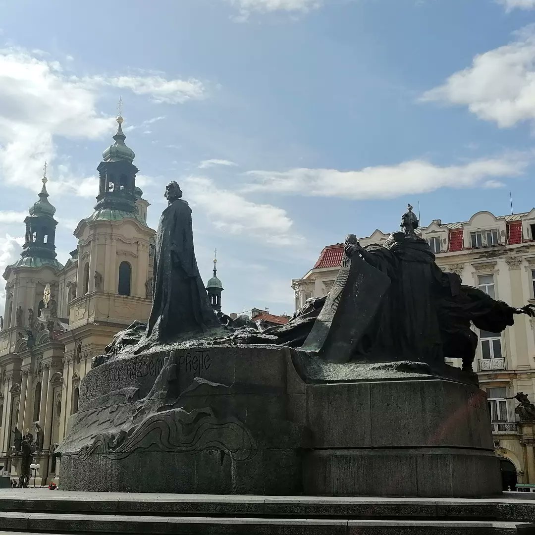 emiri_jp's tweet photo. děkuji praha ✨ https://t.co/YhSU11oCpu