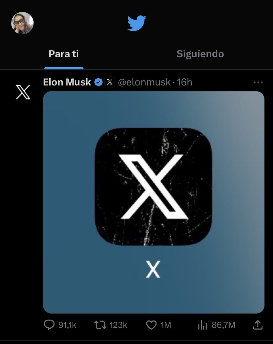 Qaluki's tweet photo. Adiós pajarito, las actualizaciones exigen que te reemplace. Ya han sido más de una década, cerca de 12 años juntos y ahora serás reemplazado por una X. Que como símbolo me imagino que será una empresa petrolera remplazando tu dulce recuerdo. 
Siempre estarás en mis pensamientos. https://t.co/oEwP81JWjK