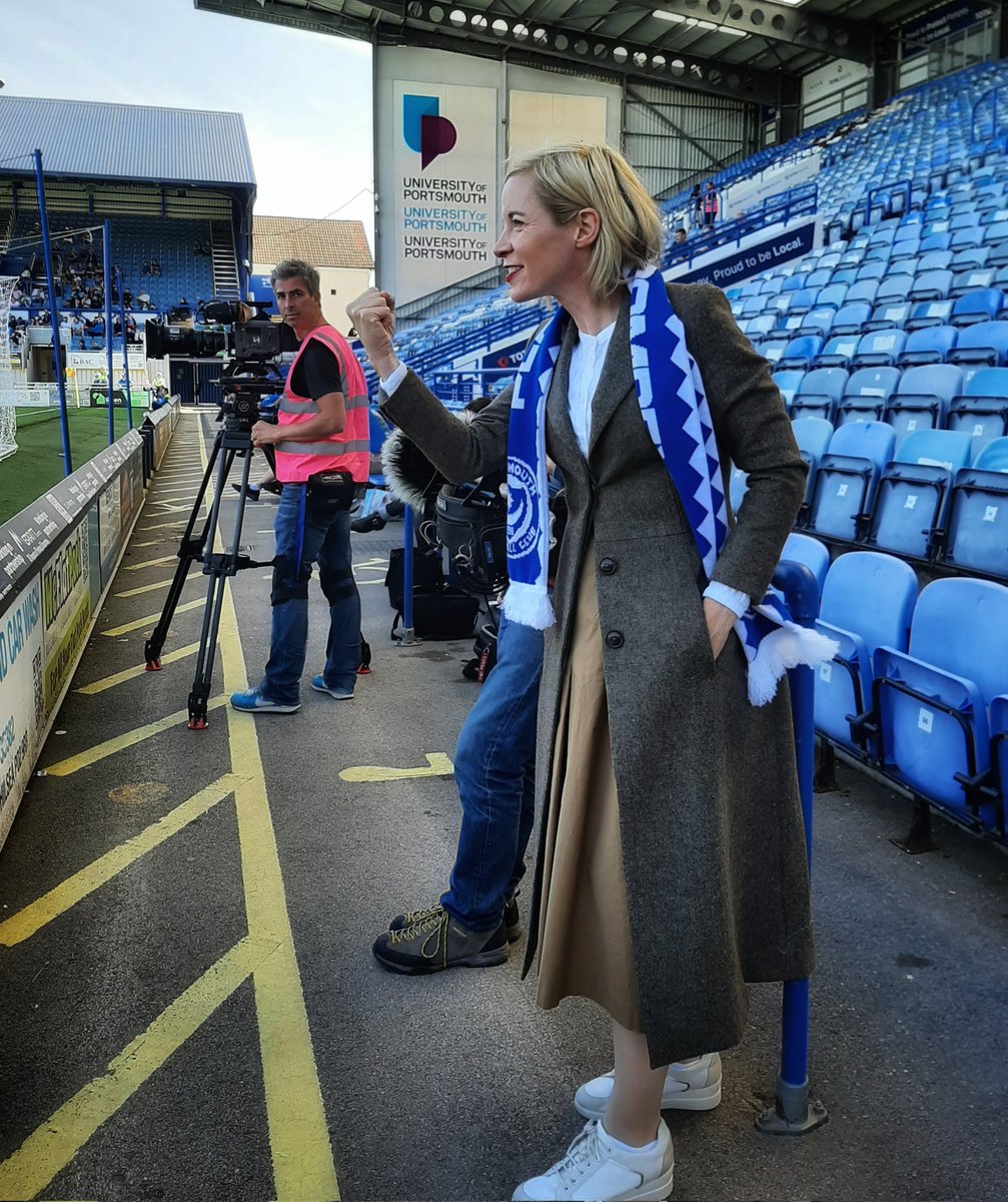 Lucy Worsley tweet media