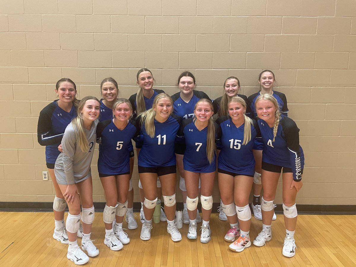 BlueDragonVB's tweet image. We had a great team camp earlier this week and were champions of our pool during day two. It was a great chance to compete before the season is here!