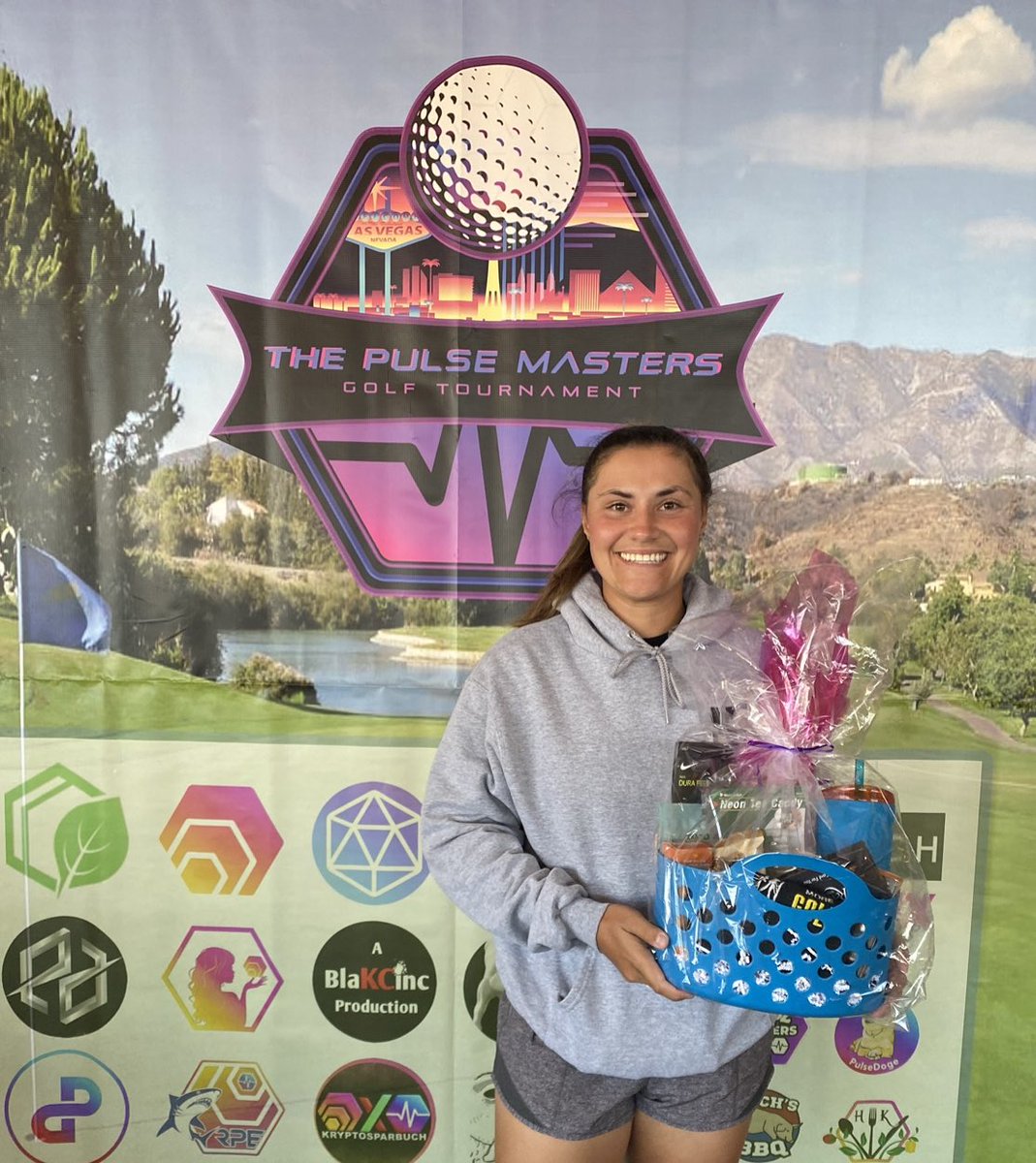 justbeingBlaKc's tweet photo. Day 2 #RememberTheTime
Do you remember the time over 20 #PulseChain products came together for a golf tournament to show the commitment to the chain before it launched!
#PulseMasters2022 $HEX $PLS $PLSX https://t.co/14ONkWC0do