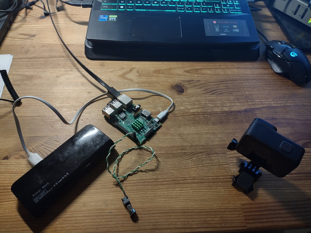 AggloTlseAVelo's tweet photo. @GoPro Hero11 connectée en WiFi sur mon smartphone en 5G avec Apps #GoProQuik  connecté au serveur #RTMP sur @Raspberry_Pi 3 avec DynDNS, puis go @OBSProject

Reproduire le système de live @AlTi5 version lite 👍 avec de la latence 😂 https://t.co/G2LzTMK4Cn