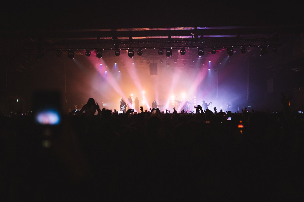 Sleep_Token's tweet photo. Sacred moments in time, captured at @RDRfestival by @Adamrosssi 

Tomorrow, Prague shall gather in Worship. https://t.co/kEZasAiDLn