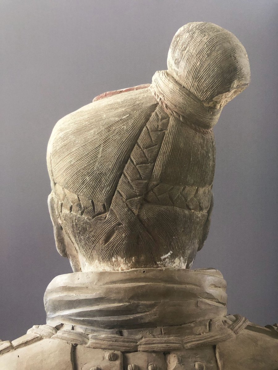 688kuaile's tweet photo. The hairstyle of soldiers in the Qin Dynasty, men should keep handsome at all times. https://t.co/wY6MDnJPCF