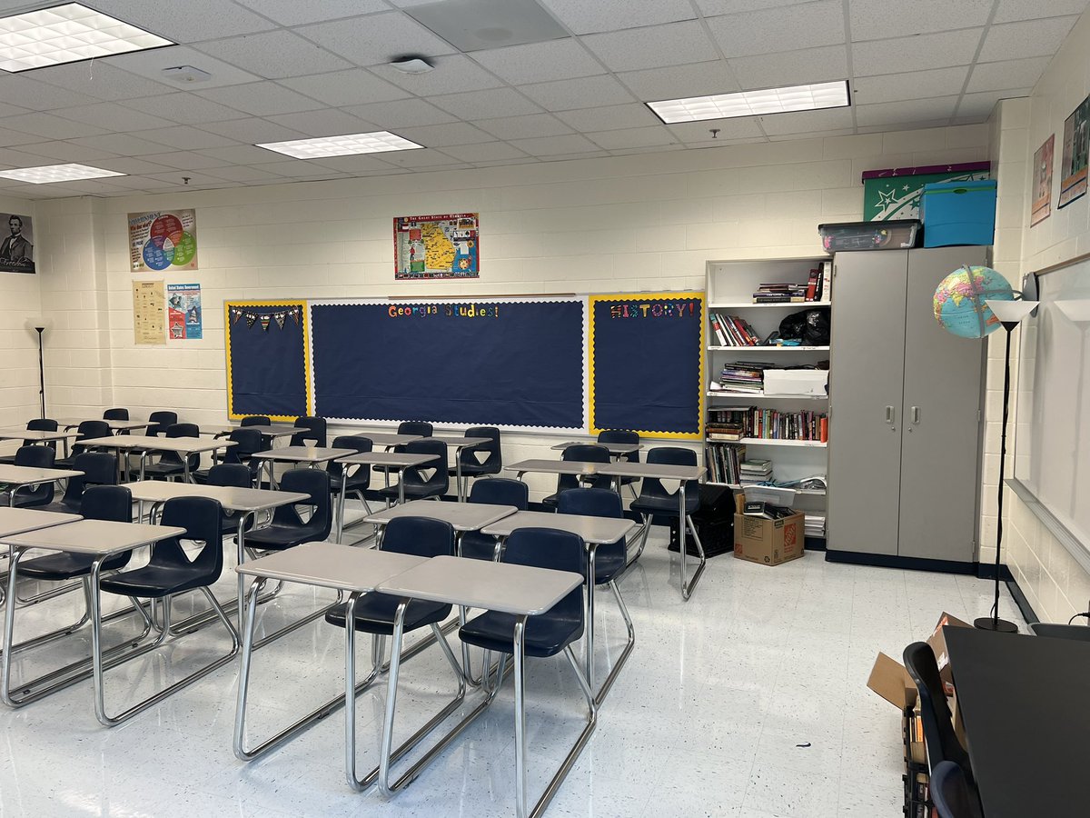 CoachJBernard's tweet photo. Kim and I got my classroom closer to ready for the first day of school today. https://t.co/HcdIDPalwo