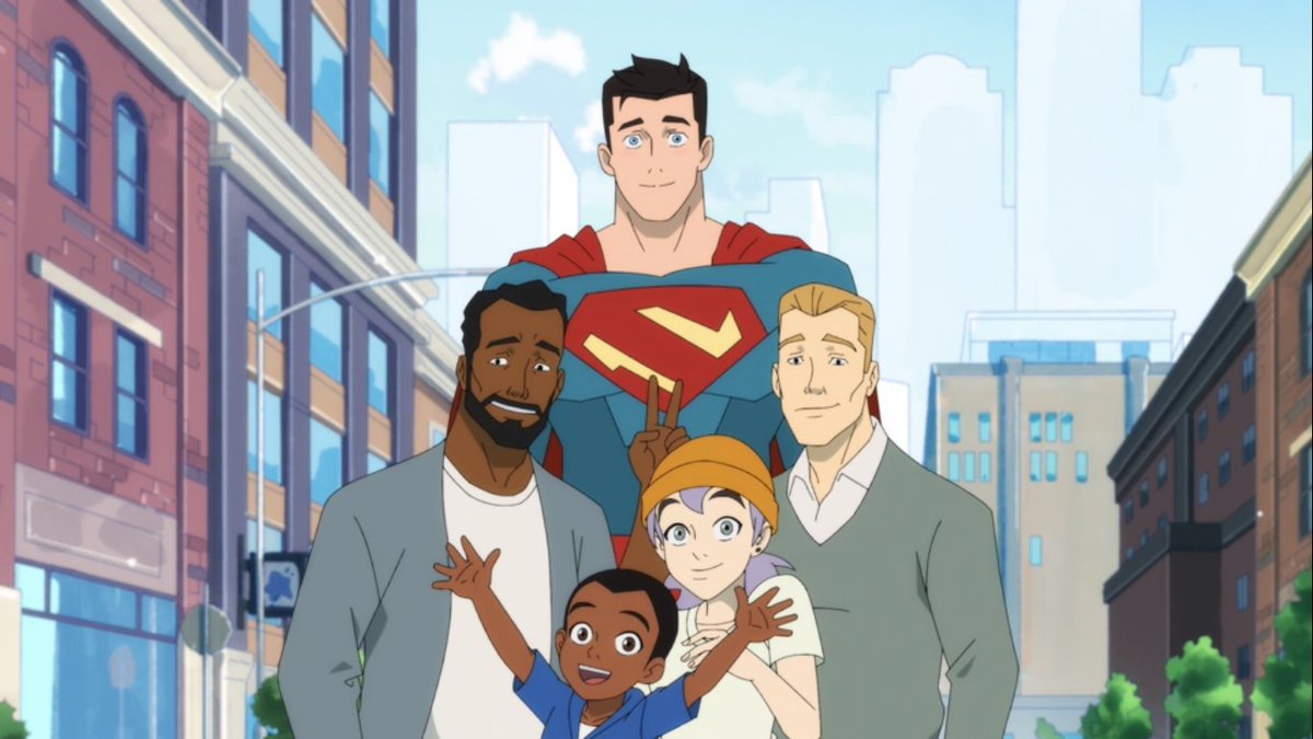 MaleLoveBR's tweet photo. Superman posing for a photo after saving these two fathers' children.

#SameSexParenting #MyAdventuresWithSuperman https://t.co/aROGlDHgCi