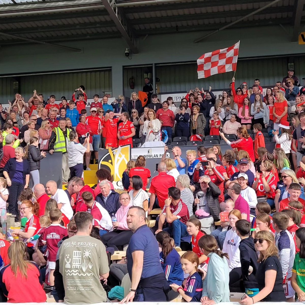 OfficialCorkCamogie tweet media