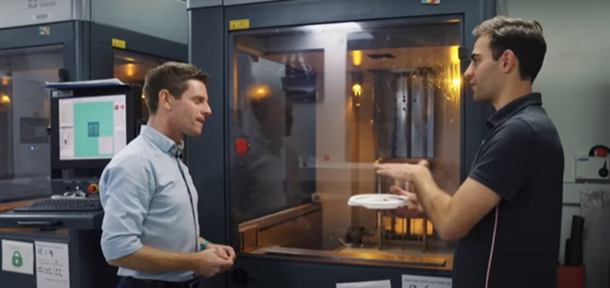 How Top F1 Teams Use 3D Printing for Rapid Prototypes #3DPrinting #AdditiveManufacturing fabbaloo.com/news/216851?ut…