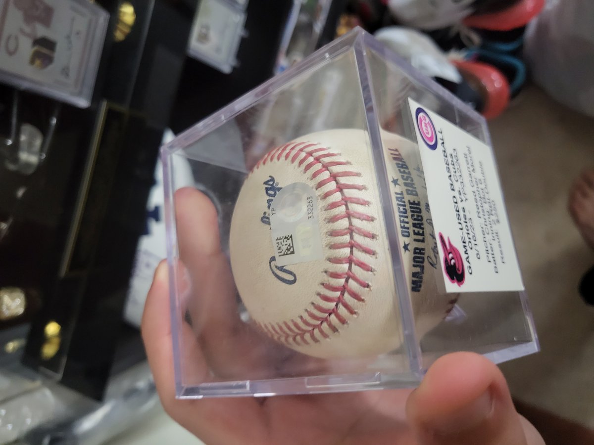 Chris_Studios's tweet photo. Latest addition to my collection is a banger!
@christopmorel5 game used and signed/personalized limited edition cleats! These were used in 4 different games including Father's Day & the London Series!
Morel hit a single homer, 2-run homer, 2-run double & more in these! I also was able to get the ball that was hit for the 2-run double!