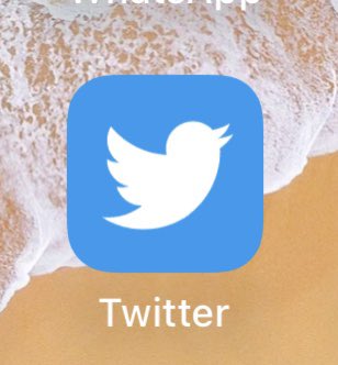 ilMenestrelloh's tweet photo. Il mio uccello continua a resistere. Ho anche aggiornato l’app. Pazzesco avrà preso il viagra https://t.co/pjBEEMkAv0