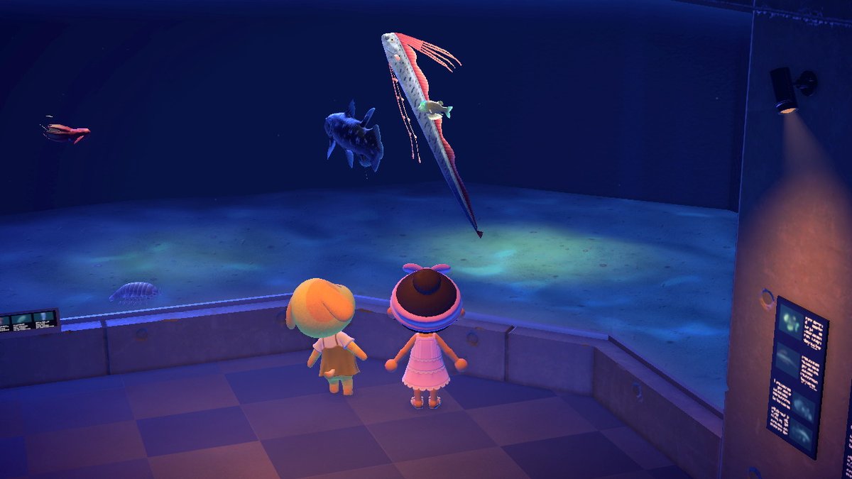 PelaThresh's tweet photo. Visit to the aquarium with Goldie!!! #AnimalCrossing #ACNH #NintendoSwitch https://t.co/VbsqUsSMgi
