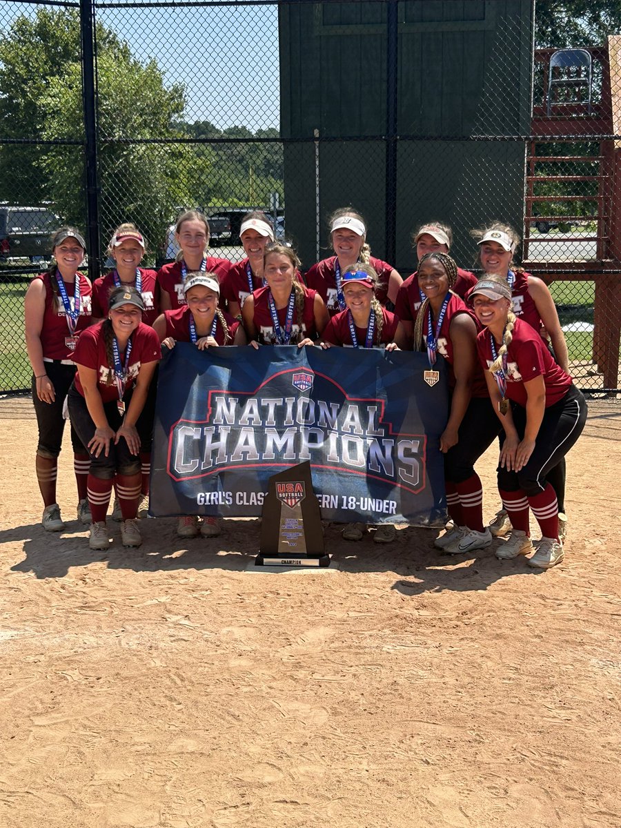 Tnt18u's tweet photo. 2023 USA Softball Eastern 18U champs!!! Go TNT Delaware! 🥎🏆 https://t.co/5C6NL5vEmf