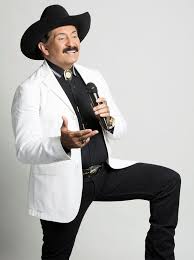 eneida_negrette's tweet photo. *Armando Martinez* el canta claro, interprete de la música criolla venezolana, sufrió un ACV y está hospitalizado en la Clínica Caracas en la capital del país https://t.co/hTftXZMf14