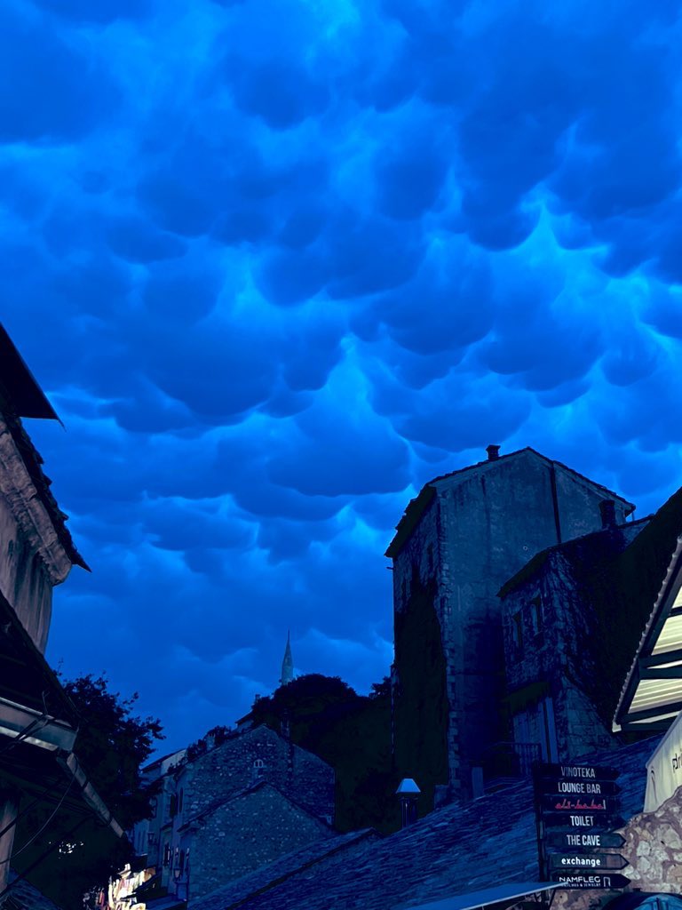 🅢🅝🅞🅦🅕🅔🅔 tweet media