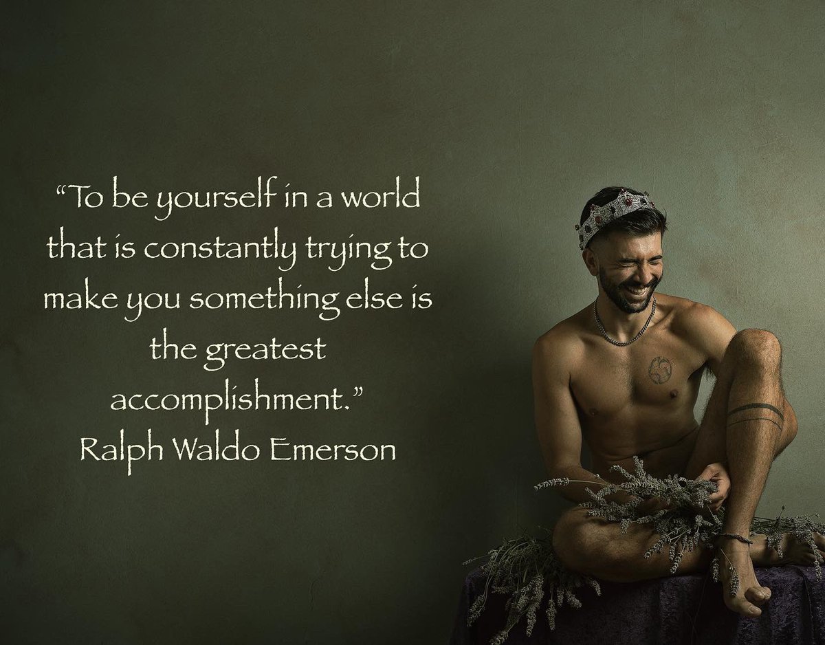 Vitor Moreira - I Kissed A Boy tweet media