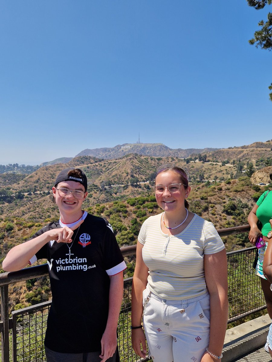 gazeck's tweet photo. @OfficialBWFC Wanderers on tour....Hollywood edition!!! https://t.co/0x74eTZgoz