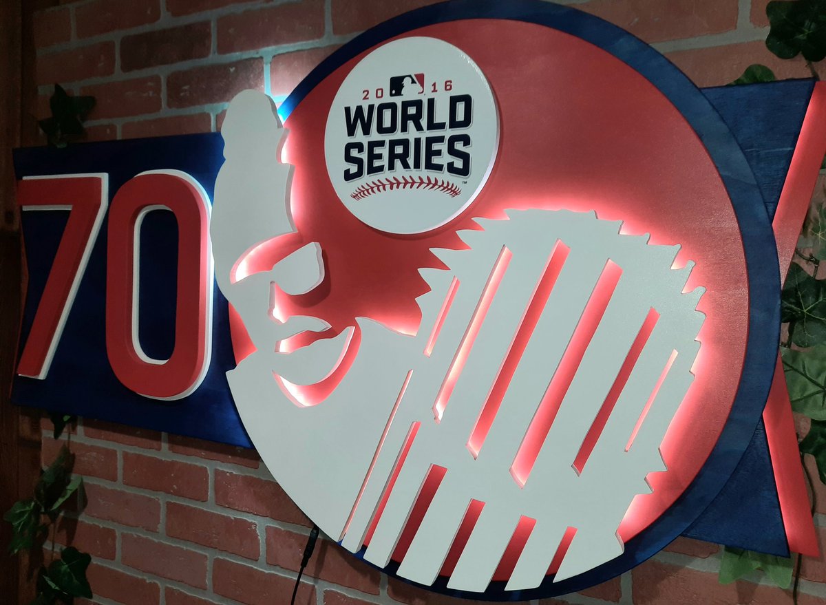 FlytheWood's tweet photo. #JoeMaddon will be at @Club400cubscave on 8/17 benefiting @SO_Illinois.

This @FlytheWood piece will be signed and up for auction.  

@FlytheWood
@Cubs #mlb #2016worldchampions
#cubsfanshelpingcubsfans https://t.co/VUvW6f872o