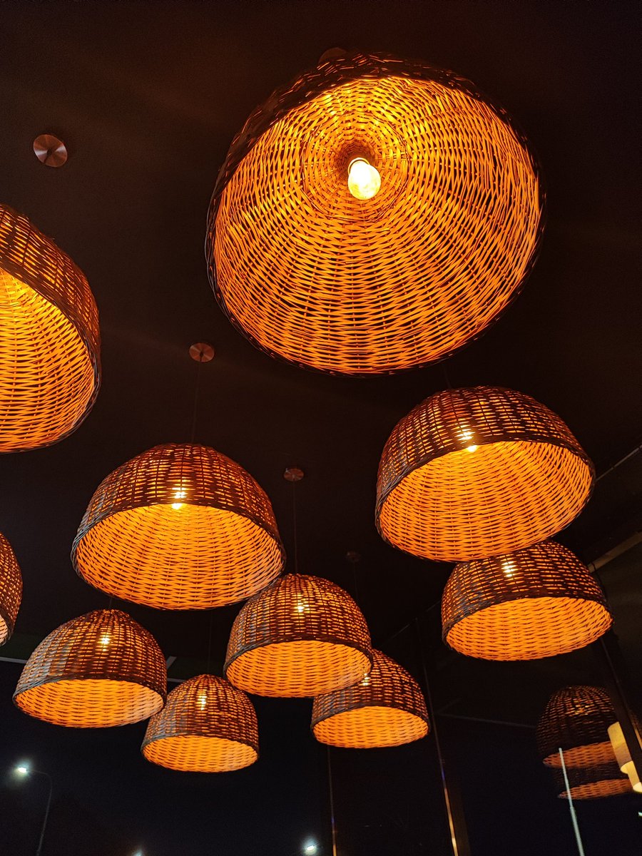 tellrightnow's tweet photo. Good evening! Shine!
#lamps #light #celling #SaturdayVibes #saturdaynight https://t.co/DPcWZZoRUN