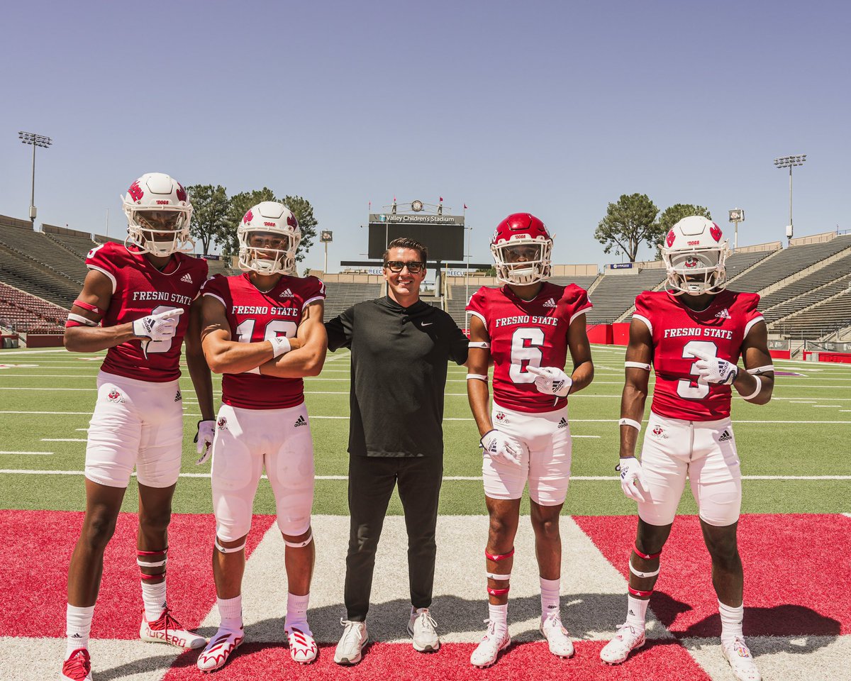 Daniel Gomez tweet media