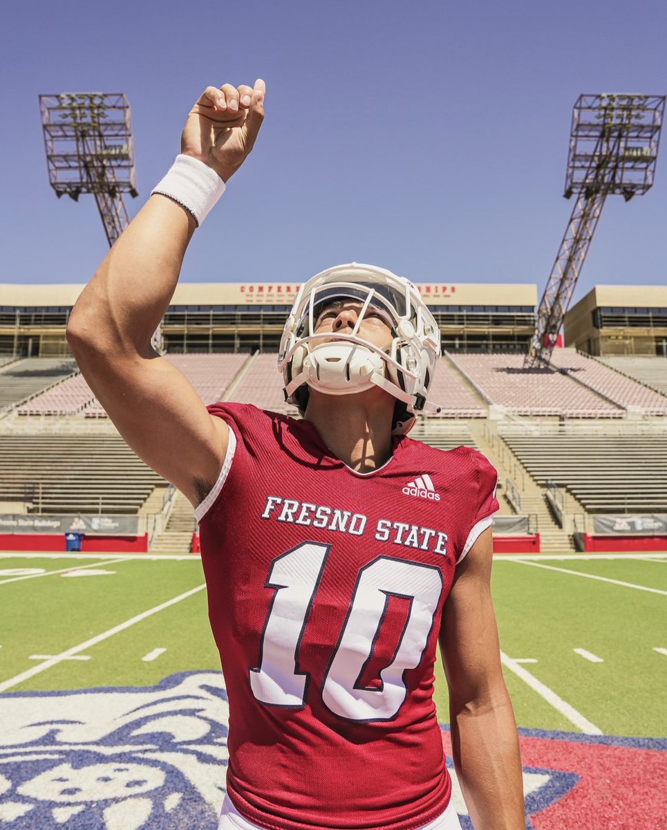 Daniel Gomez tweet media