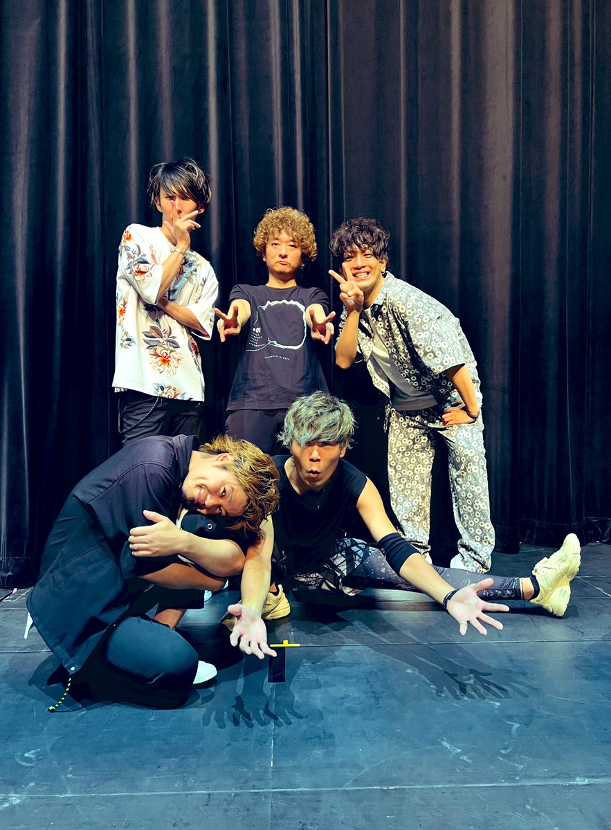 lucklife_info's tweet image. Singapore🇸🇬! Thank you for having us tonight!!
We had a great time, hope you all enjoyed the live🙏.
Hope to seeing you again!!

📸 with STEREO DIVE FOUNDATION ni-san!