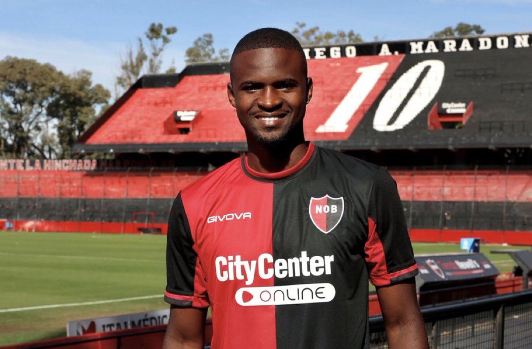 Carlos Ordoñez, zaguero derecho, es nuevo refuerzo de la Lepra. #Newells adquirió los derechos federativos y el 80% de los derechos económicos que firmó por cuatro años.