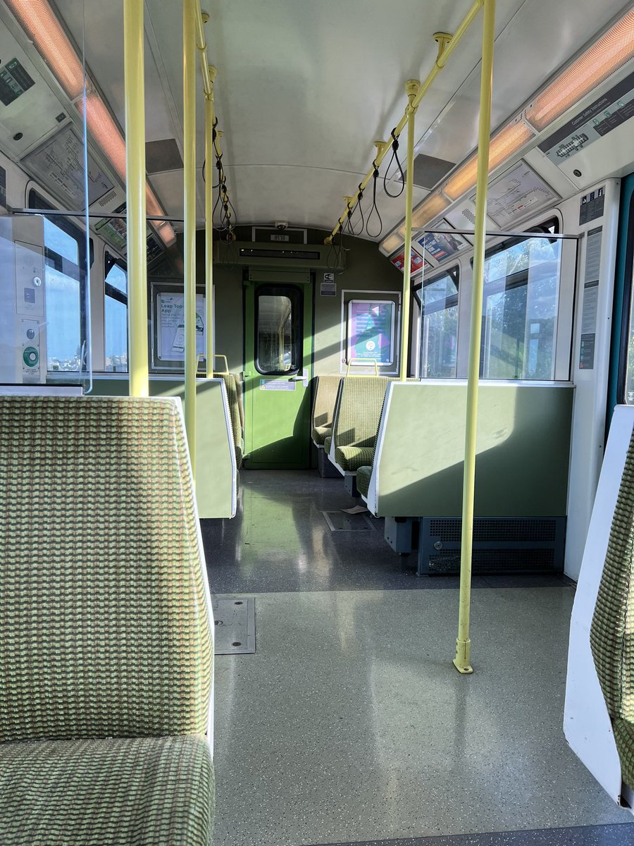 andresito's tweet photo. @IrishRail Not sure where the demand is. This train is empty and so was the one that entered Bray northbound from Greystones. Services have been a complete mess all day. https://t.co/IeHAC9e4Dr