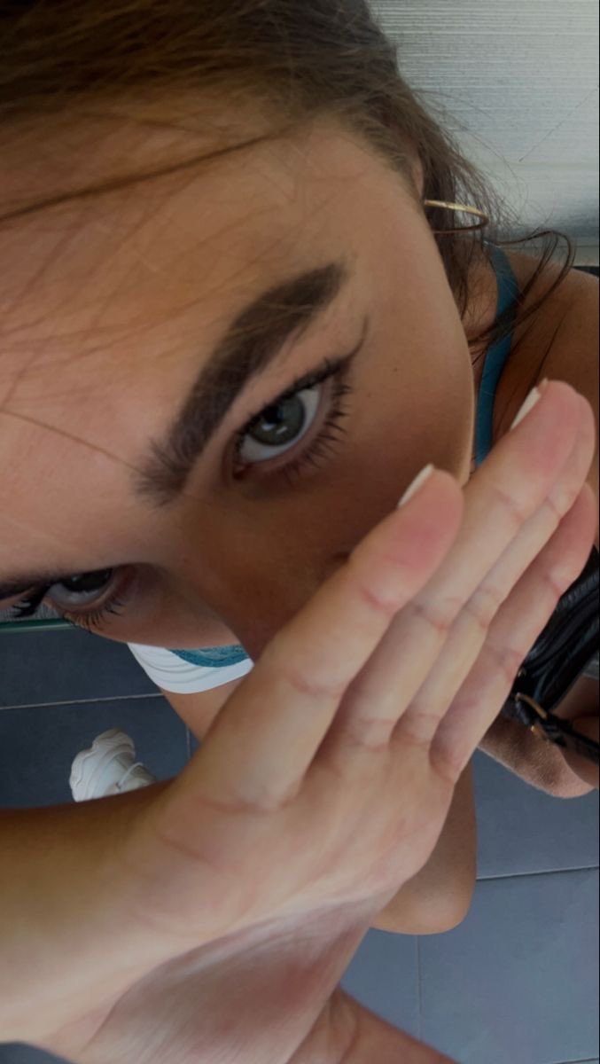 Avafemdom01's tweet photo. I’m travelling right now, help fund my expensive lifestyle 
#paypal #paypig #findom #fem #dom #paypiggies https://t.co/K5ZQC1v359