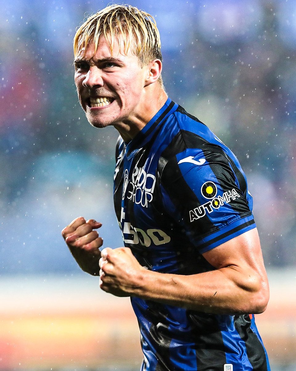 brfootball's tweet photo. Manchester United have reached an agreement with Atalanta for Rasmus Højlund in a $77M deal, per multiple reports ✍️ https://t.co/O3ZdkEzHS1