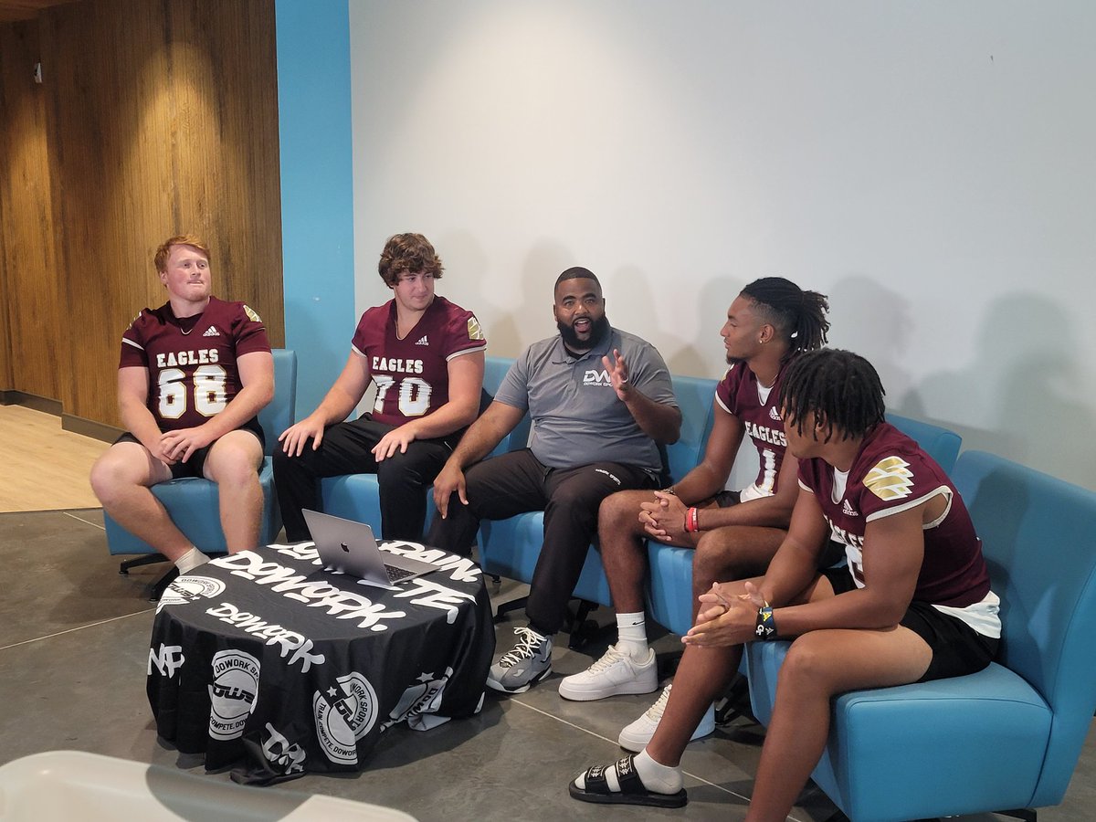 Niceville_FB tweet picture