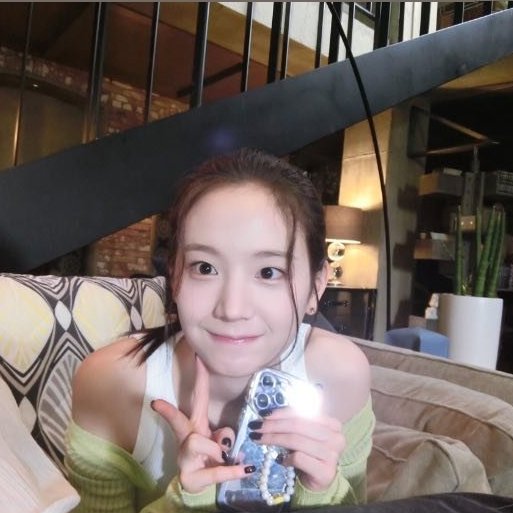 gyuri pics! tweet media