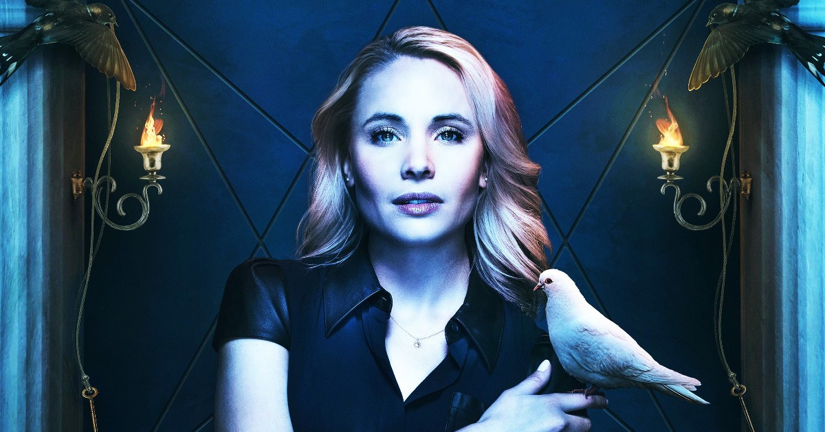 StreamilyLive's tweet photo. The talented Leah Marie Pipes will be signing at Always and Forever Con powered by Streamily! Signed Aug 17-20th and delivered to you!!
https://t.co/L2Mwicdyj9
#CamiOConnell #VampireDiaries #TheOriginals #Legacies #AlwaysandForever #TheMikaelsons #TheLabonairs #TheKenners https://t.co/GaXQZ71bmy