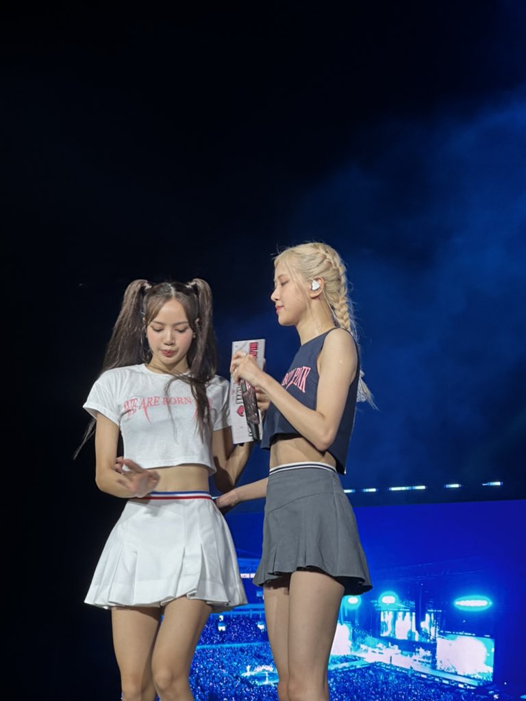vampirechaeng_'s tweet photo. Them 😂 https://t.co/TFgGOfuqAG