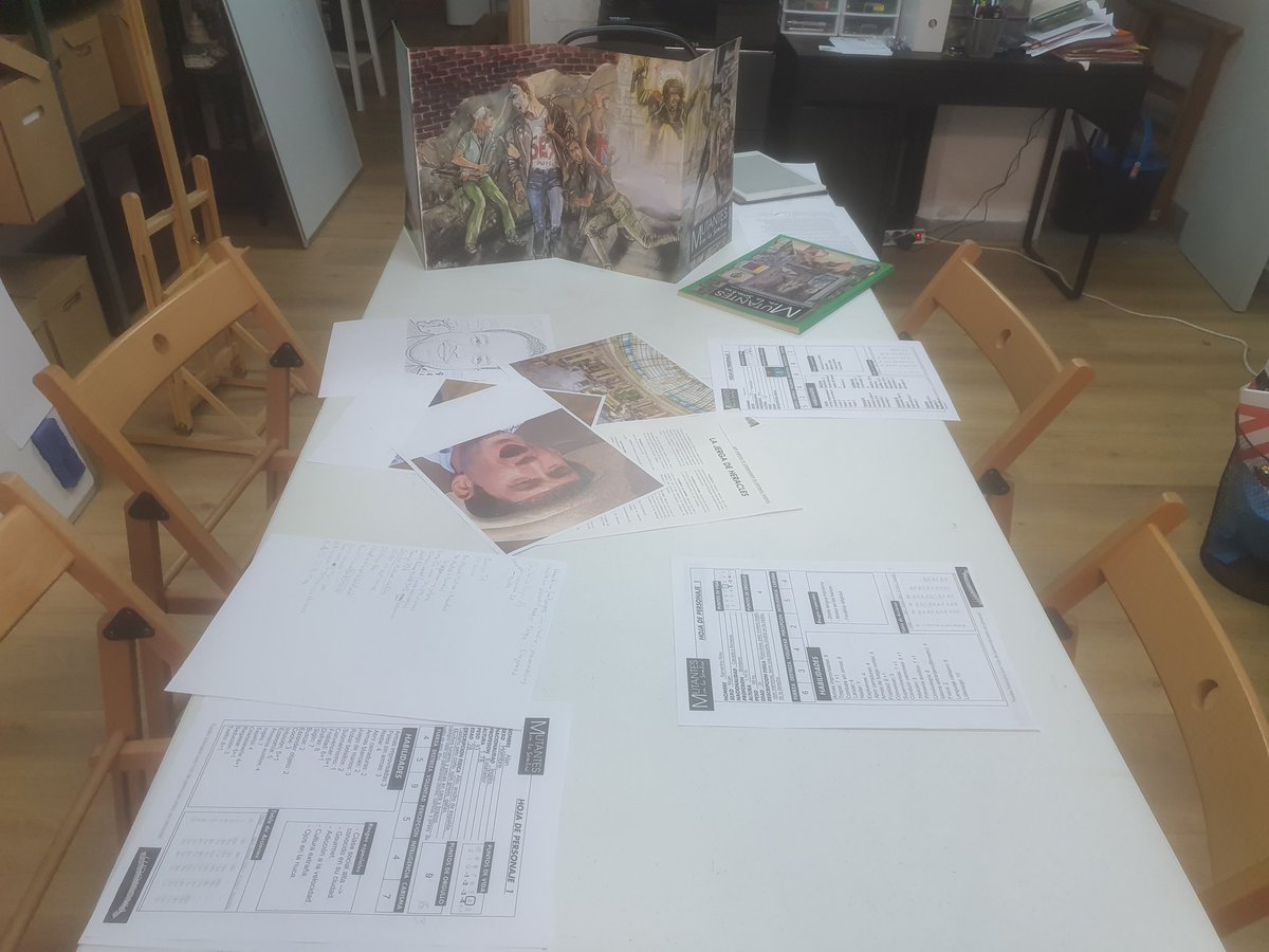 D_G_G_H's tweet image. Todo preparado para nuestra sesión de Mutantes en la sombra mientras esperamos a #mutant3sfifthprotocol #cuitasderolero