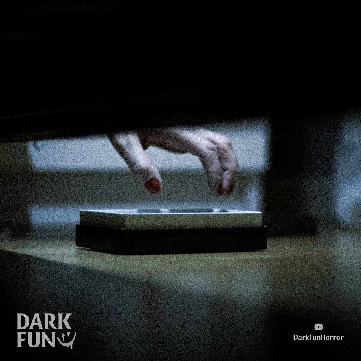 darkfunhorror's tweet photo. An ordinary night turns terrifying when she realizes the person who came home isn't who she thought...🔪🎞

🎬Watch "Home" for FREE on YouTube: https://t.co/KvniRUguVZ

#HorrorShortFilm #Horror #Scary #HorrorMovies #HorrorFilmMaking https://t.co/ULBnGHHzHh