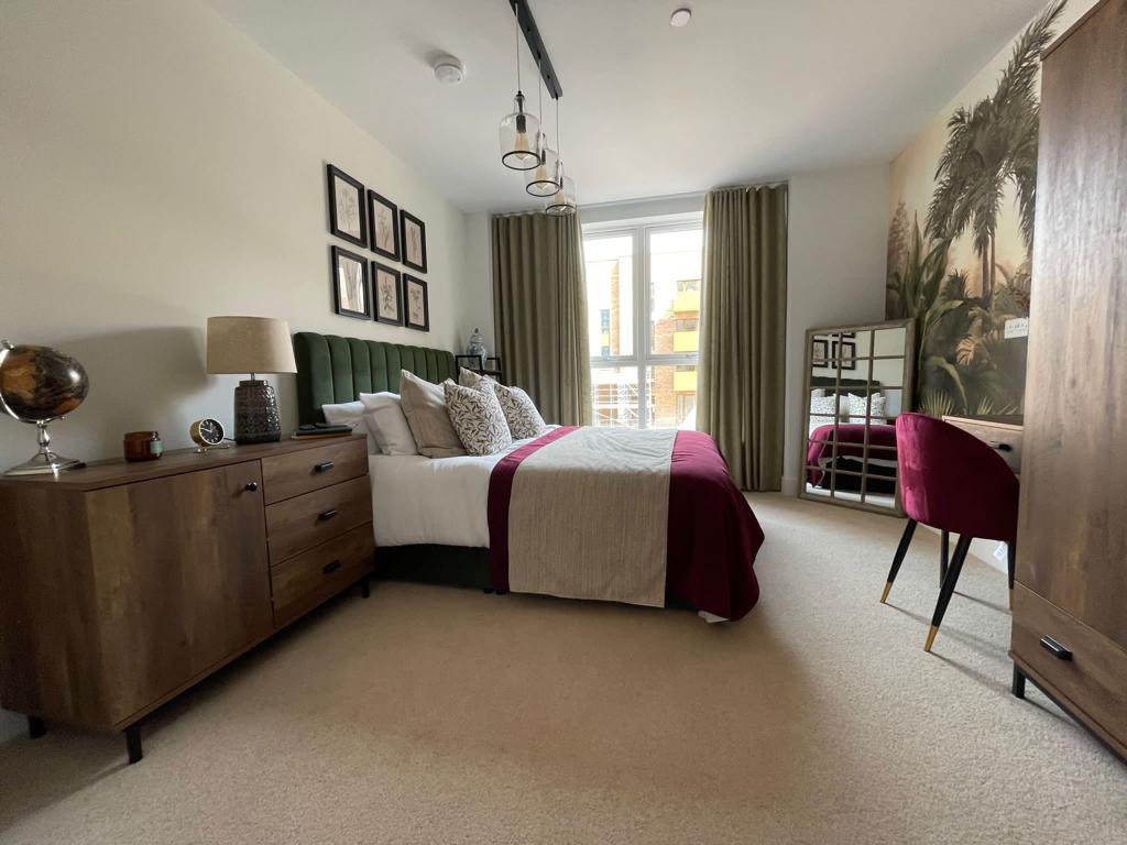 A very stylish show unit at <a href="/WatesGroup/">Wates Group</a> SSS Hornchurch. A&amp;Bs Site Supervisor Antony and his team are carrying out quality work through what will be 175 new homes based in Essex. <a href="/DuluxTrade/">Dulux Trade</a> <a href="/WatesGroup/">Wates Group</a> <a href="/DuluxDecCentre/">Dulux Decorator Centre</a>