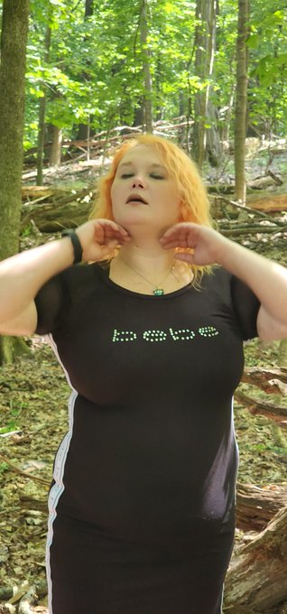 Hey all my sexy people. I will be going live on Chaturbate for an impromptu session that was not scheduled