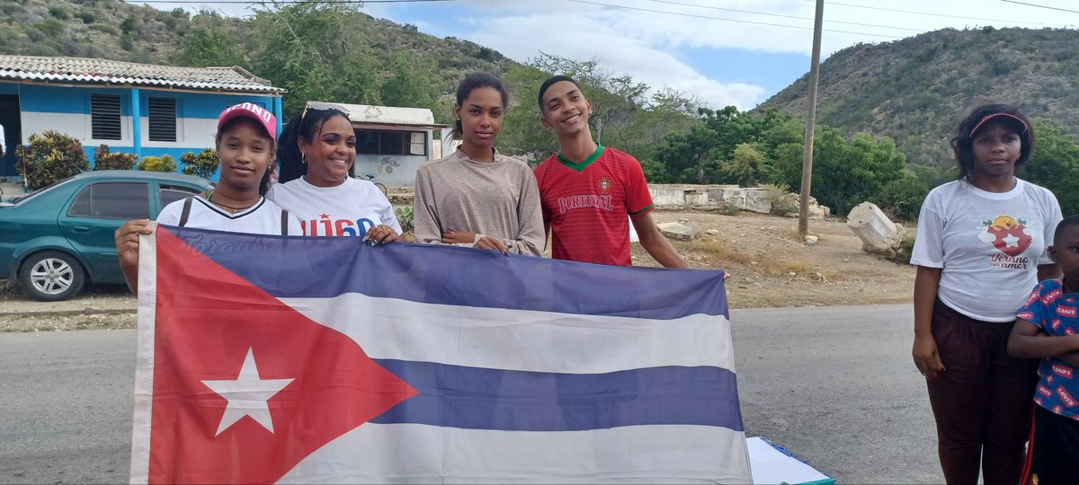 FeuUG2's tweet photo. Llega el #campamentodeverano2023 hasta el corazón de la comunidad Tortuguilla, los campistas intercambiaron con pobladores y le transmitieron esa energía juvenil que nos caracteriza.
#CasaDeCienciaYProgreso
#FeudelaUG #SomosFeu https://t.co/A48plG6qa7