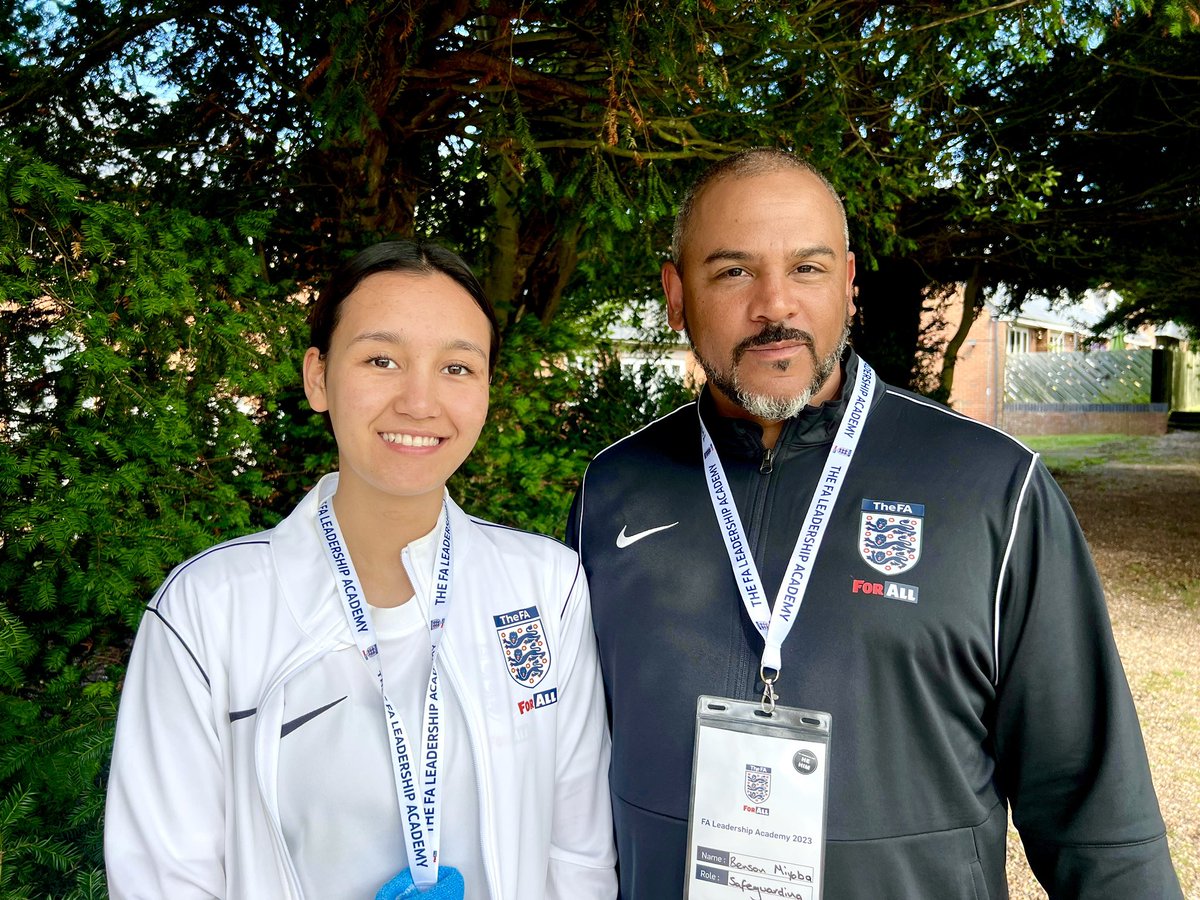 NargesMayeli's tweet photo. I had the pleasure to meet @BensonJMiyoba at #FALA23 who i worked with last year in Surrey  for a program and a friendly game. Such a great opportunity and honour it was to speak to you again. I truly appreciate the time, advices and the fantastic Woking FC shirt you give me 🙏🏻 https://t.co/lvHaOwZ75O