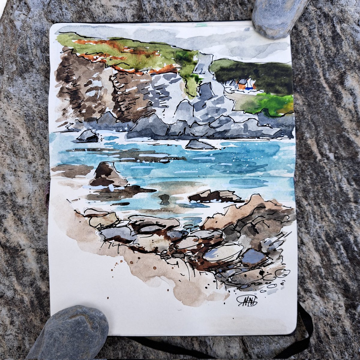 MattScarab's tweet photo. Quick sketch of high tide at Grunta Beach, Mortehoe North Devon.

#sketch #Sketching #sketchbook 
#watercolor #Watercolour #pleinair https://t.co/FxqVSY9F0K