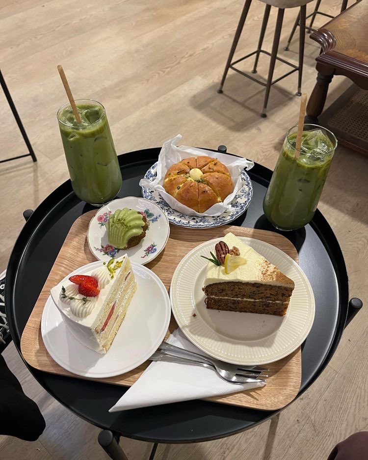 lowcalsnoopy's tweet photo. edtwt poll!! 

Food I love vs food I hate

Calories don’t count 

❤️/🔁 appreciated https://t.co/OQirMIhAW3