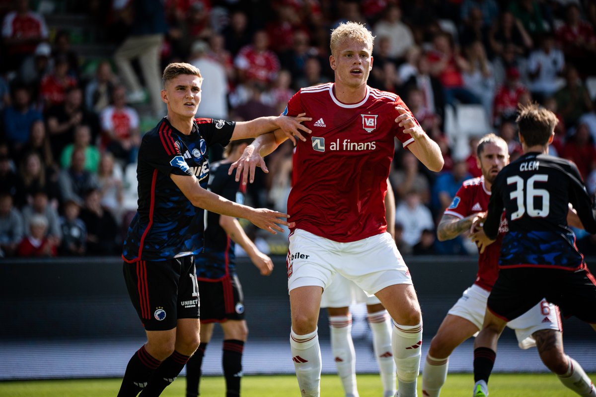 Det blev unge Oliver Provstgaard, der blev kåret til Man of the Match i hjemmekampen mod FC København af kampsponsoreren Faxe Kondi.
Tillykke <a href="/OliverPN_/">Oliver Provstgaard</a> 
📷 Fodboldidioterne
#VejleB #sldk