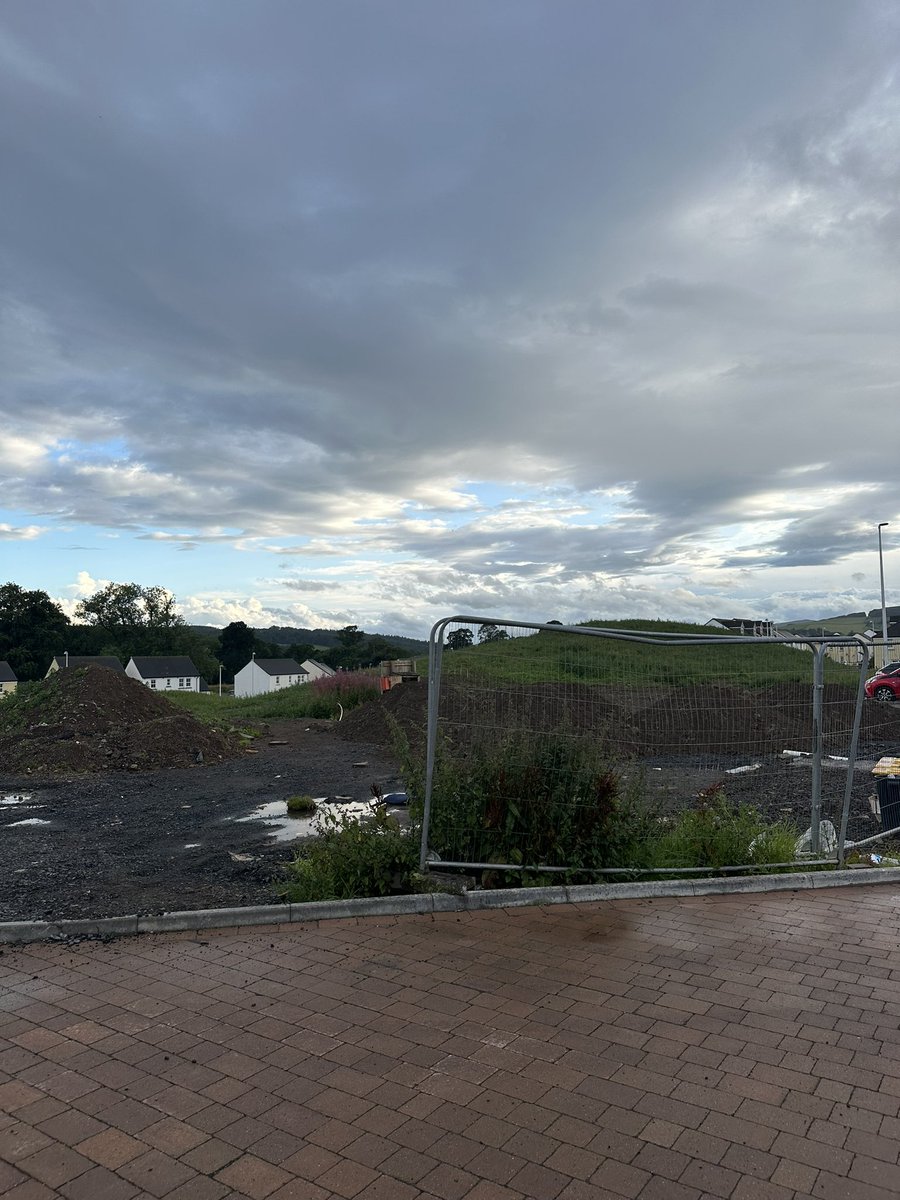 Hawicky414's tweet photo. Another top end finish by @PersimmonHomes at the Melrose Gait site….. yes that’s finished 🤦🏻‍♂️ https://t.co/cAJpQlSJ9s