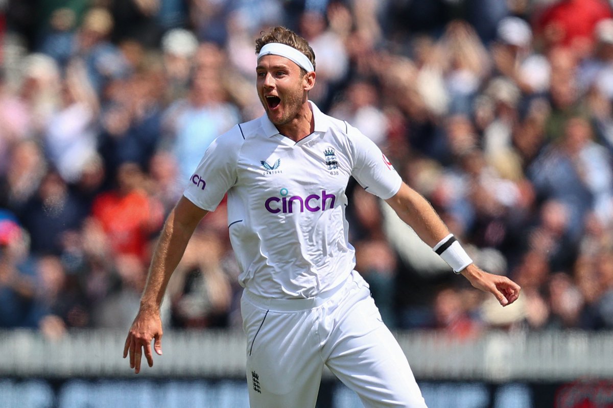 HomeOfCricket's tweet photo. You've created memories we'll never forget, @StuartBroad8 👏

#LoveLords https://t.co/YsiovxkCmg