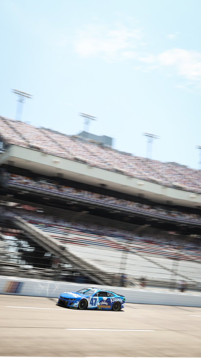 StenhouseJr's tweet photo. P9 in qualifying here at @RichmondRaceway ⏱️

#StenhouseJr #Richmond https://t.co/b32wyrXmDh