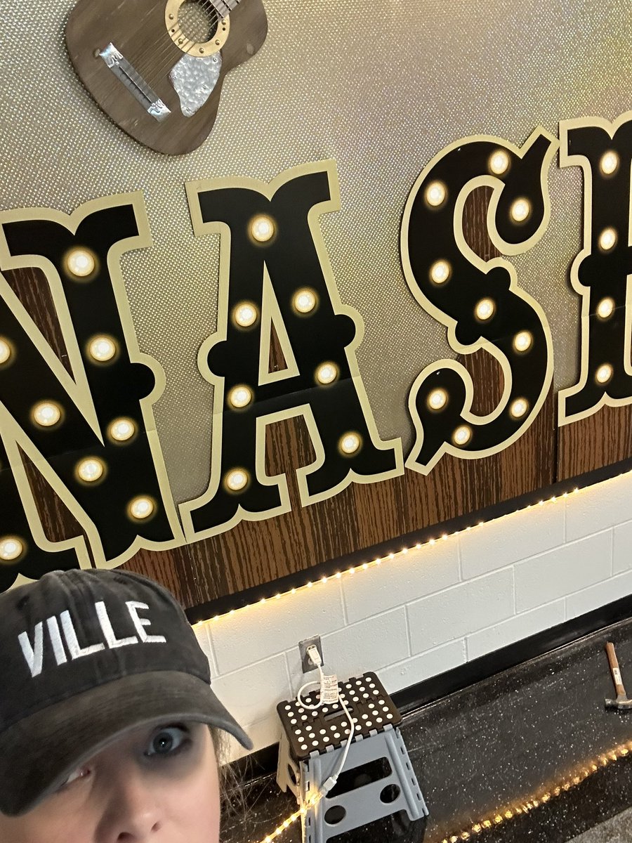 AThurston79's tweet photo. Can’t wait to see the faces of our students when they see our school, Nash transform into “Nashville Learning City!” #NashLearns #BeTheDifference https://t.co/b9bVKL8te6