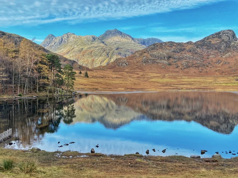 ContoursHoliday's tweet image. "Standing against one of the most recognisable backdrops in the Lake District, Langdale is home to the peaks known as the Langdale Pikes. Made up of two valleys, it has become one of the most popular areas for hikers." ⛰️

Read "A Langdale Adventure" here: buff.ly/3rO9GnG
